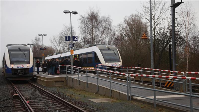 Der Familienvater, der seine Tochter von seinem eigenen Sohn töten lassen wollte, wurde am vergangenen Dienstag am Bahnhof Dorum verhaftet, als er auf seine Frau wartete.