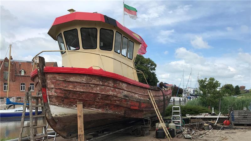 Der Fischkutter aus Büsum soll wieder ein Börteboot werden.