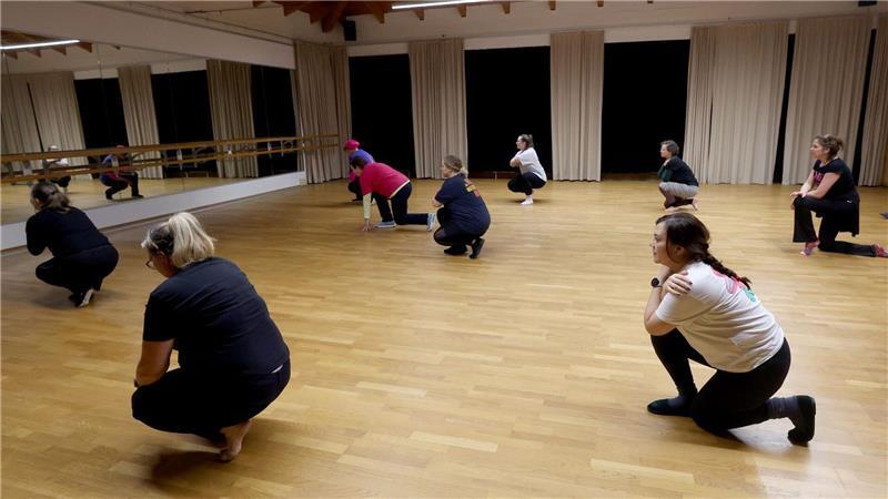 Der Flashmob richtet sich gegen Gewalt an Frauen und Mädchen.