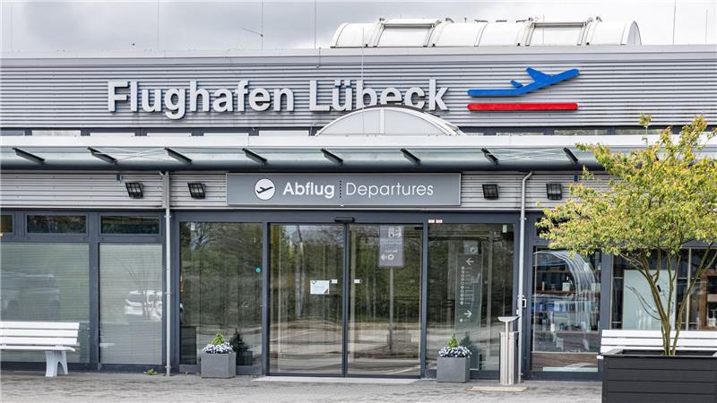 Der Flughafen Lübeck verliert nach nur sechs Wochen seine Verbindung nach München. (Archivbild)