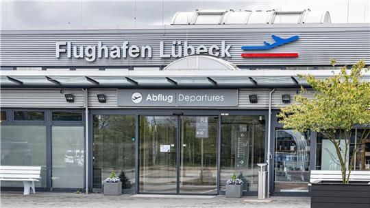Der Flughafen Lübeck verliert nach nur sechs Wochen seine Verbindung nach München. (Archivbild)