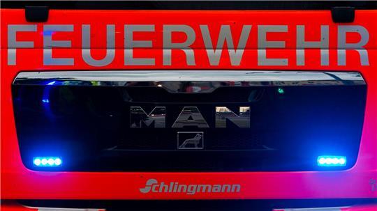 Der Frontalzusammenstoß ereignete sich auf der Bundesstraße 213 bei Herzlake im Emsland. (Symbolbild)