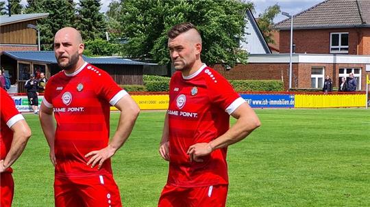 Der Frust saß bei Viktor Pazer (rechts) tief.
