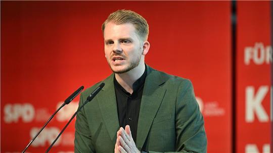 Der Generalsekretär der SPD, Tim Klüssendorf, fordert einen klaren Fokus seiner Partei. 