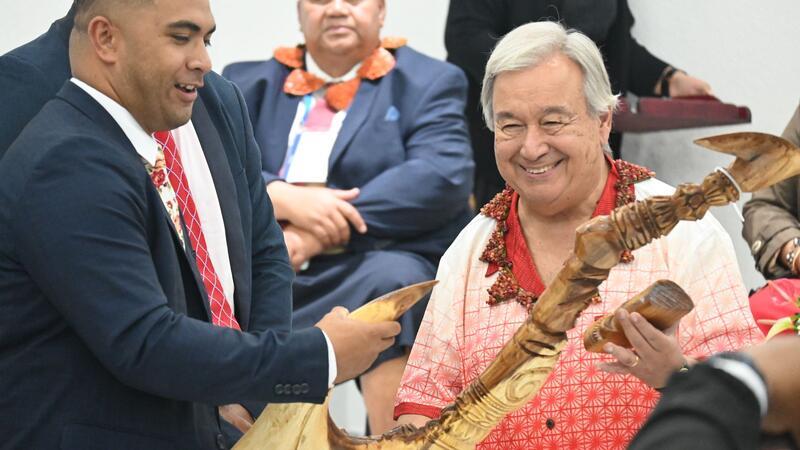 Steigender Meeresspiegel: Guterres sendet SOS aus Tonga Der Generalsekretär der Vereinten Nationen, Antonio Guterres, mahnte angesichts der Bedrohung Tongas zu mehr Klimaschutz.