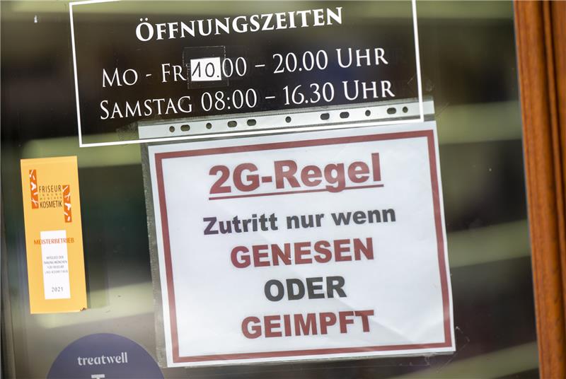 Der Genesenenstatus gilt in Deutschland nur noch drei Monate. Das sorgt für Kritik. Foto: Peter Kneffel/dpa