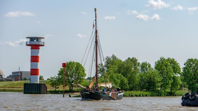 Der Giekewer Frieda nimmt Gäste mit auf seiner Fahrt auf der Elbe.
