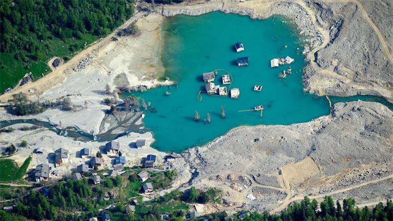 Verheerende Sturzflut - Welche Risiken bergen die Alpen? Der Gletscherabbruch von Blatten in der Schweiz war von der Dynamik her vergleichbar dem im Himalaya. (Archivbild)