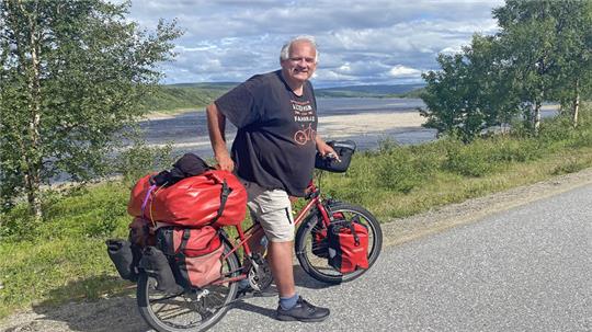 Der Globetrotter Reinhard Pantke auf dem Weg zum Nordkap.