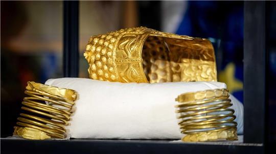Der Goldhelm aus fast reinem Gold gilt als Kulturgut von unschätzbarem Wert und Symbol für die Geschichte Rumäniens. 