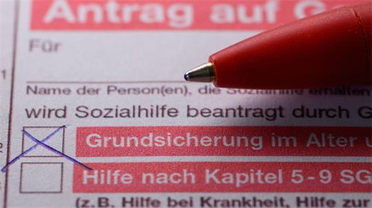 Der Großteil der Ausgaben floss in die Grundsicherung im Alter und Leistungen bei Erwerbsminderung. (Symbolbild)