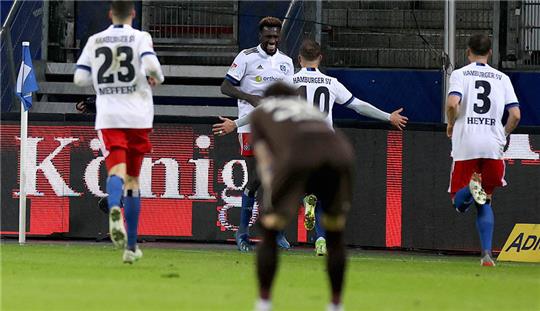 Der HSV ist beim Stadtderby beim FC St. Pauli zu Gast Foto: Christian Charisius/dpa