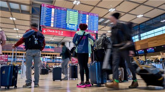 Der Hackerangriff legte am BER elektronische Systeme lahm, die für die Passagier- und Gepäckabfertigung genutzt werden. (Archivbild) 