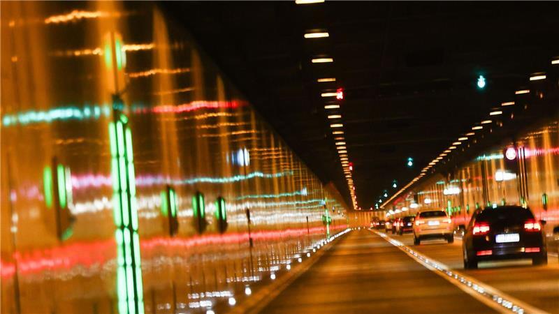 A7 und Elbtunnel am Wochenende voll gesperrt Der Hamburger Elbtunnel wird am Wochenende voll gesperrt. (Archivbild)