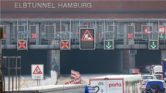 Der Hamburger Elbtunnel wird am kommenden Wochenende voll gesperrt. (Archivbild)