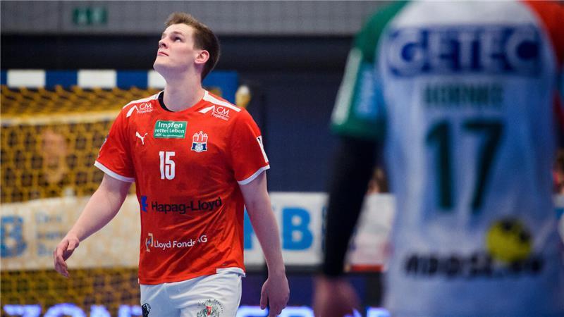 Der Hamburger Handballer Dominik Axmann hat einen Vertrag bis 2027.