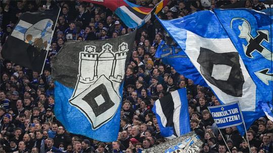 Der Hamburger SV hat die Männer- und die Frauenmannschaft des FC Everton zu Gast. (Symbolbild)