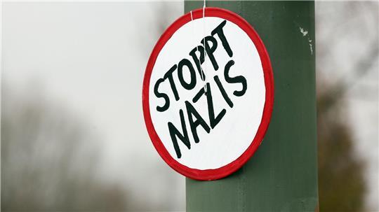 Der Hamburger Verein „Laut gegen Nazis“ will den Druck auf einen rechtsextremen Onlineshop erhöhen. 