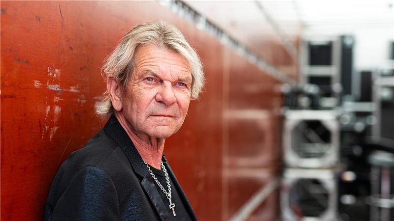 Der Hit „Verdammt ich lieb‘ dich“ ist Ausgangspunkt für eine Tour von Schlagerstar Matthias Reim im kommenden Jahr. (Archivbild)