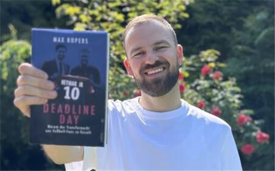 Der Horneburger Max Ropers erklärt in seinem Buch "Deadline Day" facettenreich den sehr komplex gewordenen Transfermarkt.