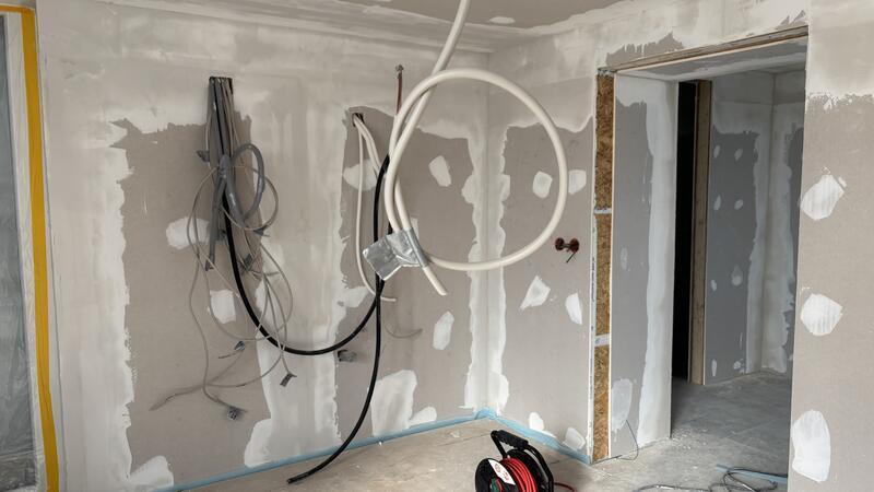 Der Innenausbau der Planbude soll in der kommenden Woche abgeschlossen sein.