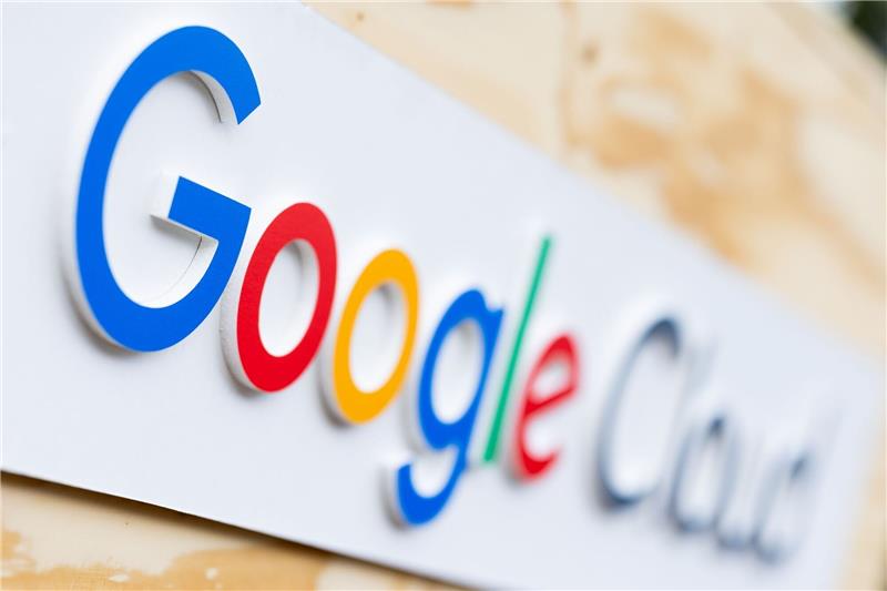 Google eröffnet eigenes Cloud-Rechenzentrum in Deutschland Der Internet-Riese Google eröffnet sein erstes eigenes Cloud-Rechenzentrum in Deutschland.