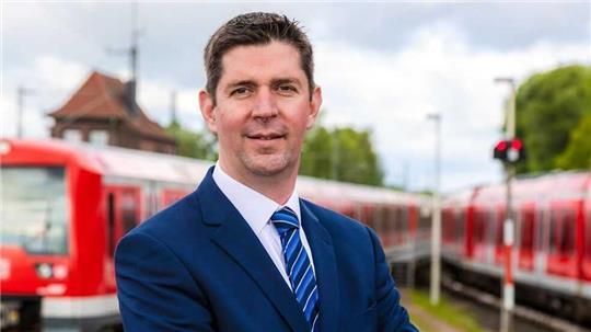Der Jan Schröder aus Ahlerstedt ist neuer S-Bahn-Chef. Er ist einer der „Menschen des Jahres“ in Buxtehude.