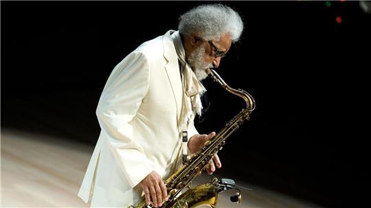 Der Jazz-Saxofonist Sonny Rollins ist im Alter von 95 Jahren gestorben. (Archivbild)