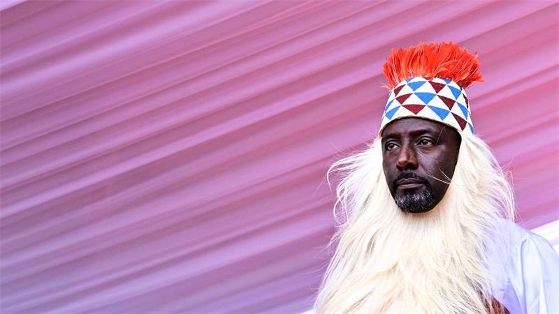 Der Journalist Edward Rukidi Kijanangoma ist der neue König von Tooro.
