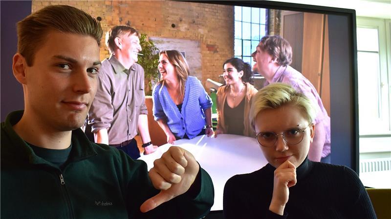Der Journalisten-Nachwuchs beim TAGEBLATT nimmt die ZDF-Serie „Neuer Wind im Alten Land“ kritisch unter die Lupe: Thies Meyer und Rebecca Haardt.