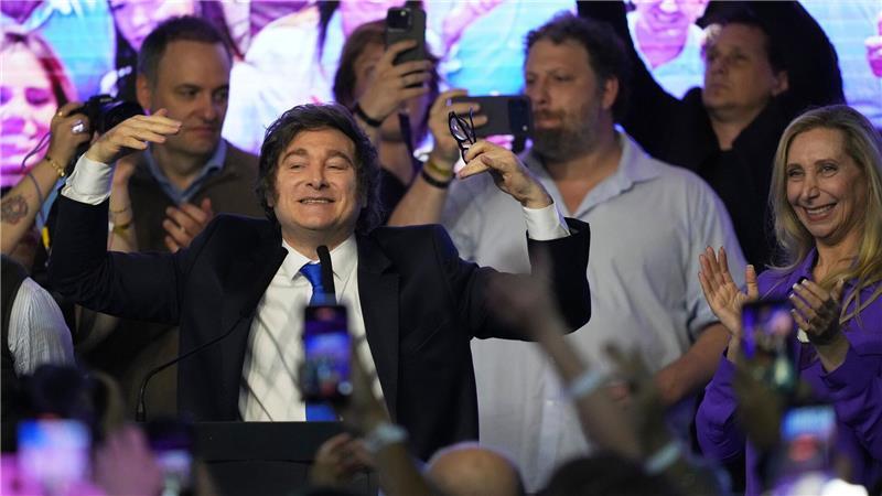 Der Jubel nach dem Sieg: Die Partei von Argentiniens Präsidenten Milei konnte bei der Kongresswahl zahlreiche Mandate hinzugewinnen.