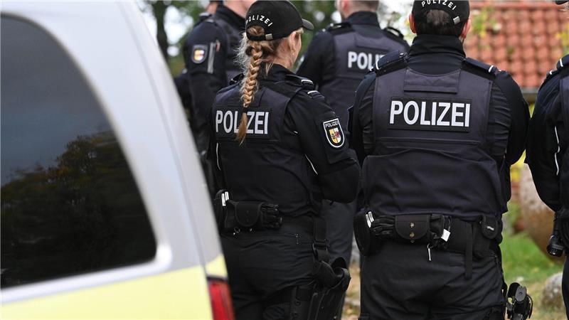 Polizei sucht nach achtjährigem Fabian aus Güstrow Der Junge hatte nach Polizeiangaben am Freitag mit Erlaubnis das Haus verlassen.