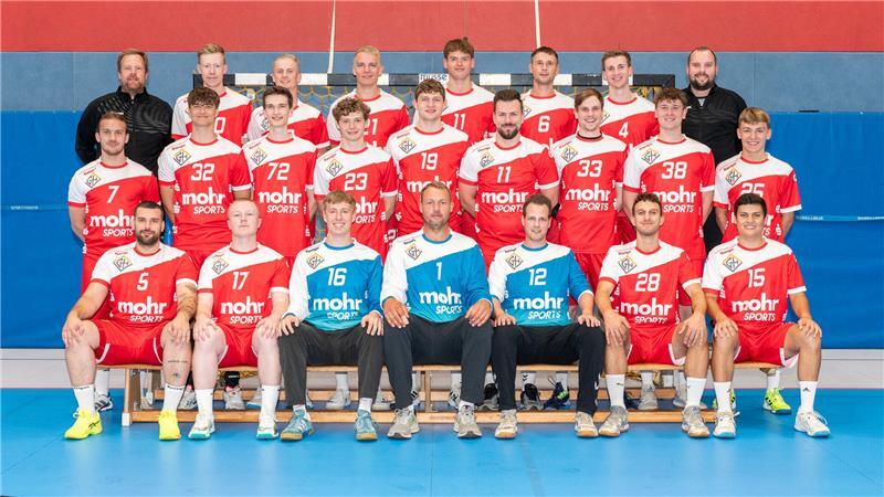 Kein Zufall, sondern System: Horneburg mischt schon wieder oben mit Der Kader umfasst 25 Spieler. Dass einige auch mal nicht spielen können, trägt das Kollektiv gut mit.