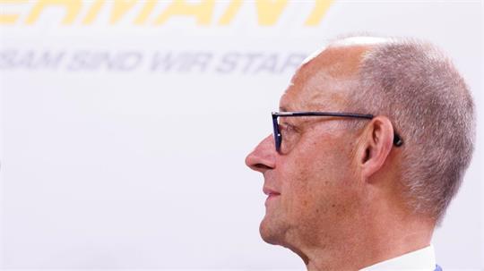 Der Kanzler dürfte Deutschland als guten Standort preisen. (Archivbild)
