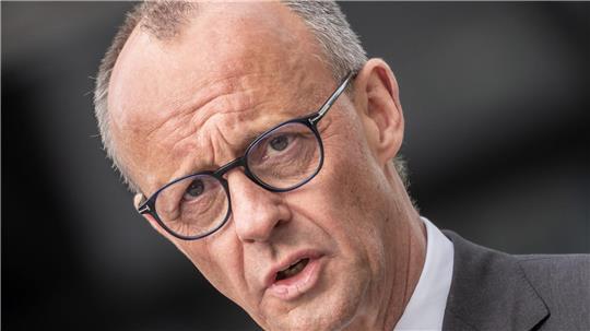 Der Kanzler signalisiert Gesprächsbereitschaft bei der geplanten Reform der Einkommensteuer. (Archivbild)