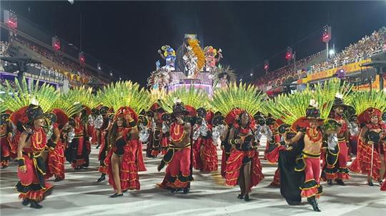 Der Karneval von Rio ist die größte Party der Welt, die Stadtverwaltung erwartet insgesamt sieben Millionen Menschen in der Stadt.