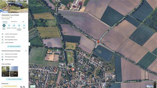 Der Kartenausschnitt von Google Maps zeigt den Standort des Debstedter Kreisels, der von den Rezensenten gefeiert wird. (Screenshot)