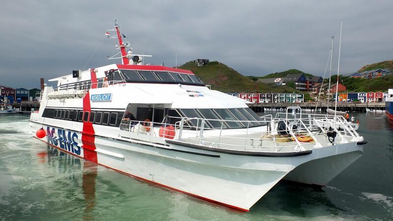 Helgoland-Katamaran nicht einsatzbereit – So kommen Reisewillige trotzdem auf die Insel Der Katamaran „Nordlicht“ startet dieses Jahr etwas später in die Helgoland-Saison.
