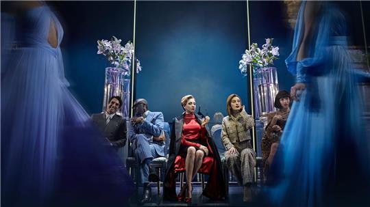 Der Kinoerfolg „Der Teufel trägt Prada“ soll in Hamburg ein Musical-Hit werden.