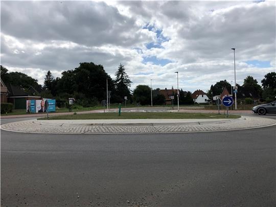 Der Kreisel in Himmelpforten: Die Debatte um die geplante Skulptur geht in die nächste Runde.