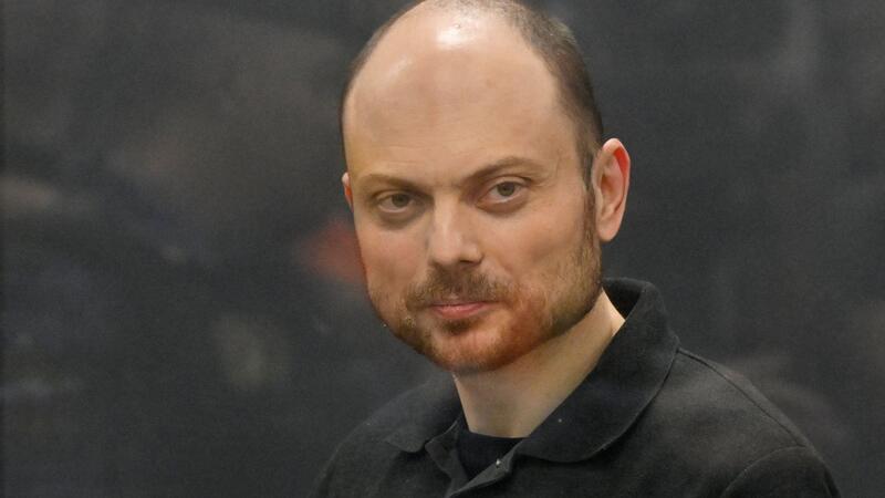 Kremlgegner Kara-Mursa in Straflager-Klinik - Zustand unklar Der Kremlgegner Wladimir Kara-Mursa gehört zu den schärfsten Kritikern des russischen Präsidenten Putin. (Archivbild)