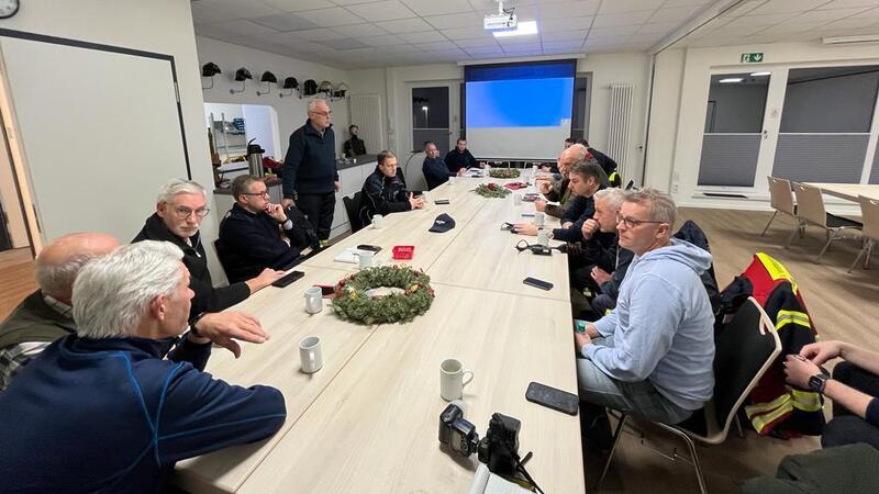 Noch keine Entwarnung nach Hochwasser-Alarm im Landkreis Stade Der Krisenstab tagt.