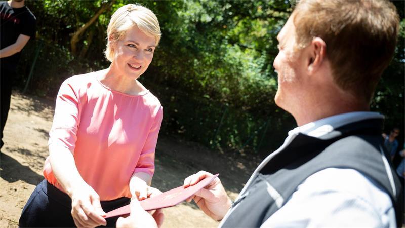 Der Landeszootag soll laut Schwesig auch ein kleines Dankeschön für die Familien in Mecklenburg-Vorpommern sein.