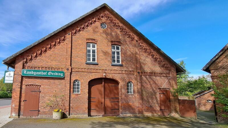 Nachfolger dringend gesucht: Landgasthof Oerding steht nach fast 150 Jahren zum Verkauf Der Landgasthof Oerding in Kirchwistedt wurde 1876 eröffnet.