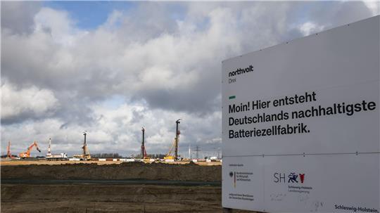 Der Landtag missbilligt die restriktive Informationspolitik des Bundes zu Northvolt. (Symbolbild)