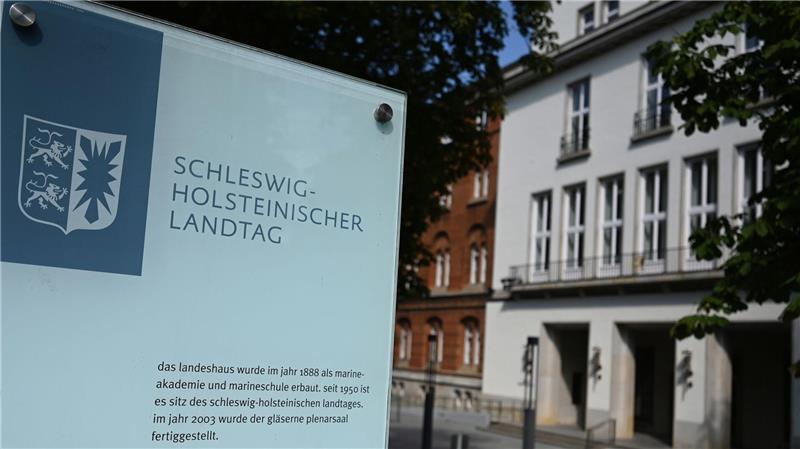 Landtag will Kinderrechte stärken Der Landtag will die Landesverfassung ändern. (Symbolbild)