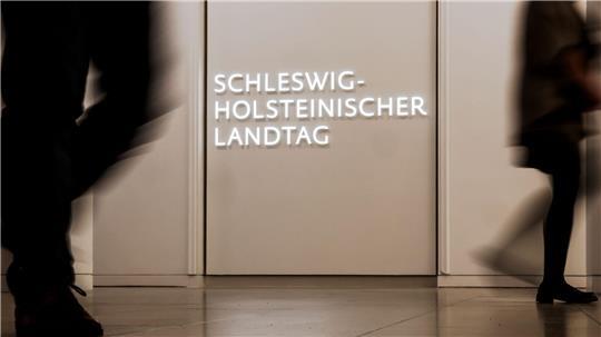 Der Landtag wird sich auf Antrag der SPD-Fraktion mit der Erbschaftsteuer befassen. (Archivbild)