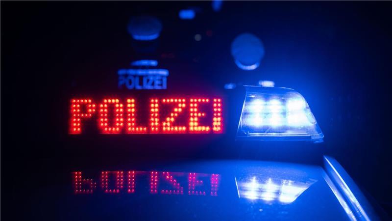 Lkw-Fahrer mit mehr als vier Promille unterwegs Der Lkw-Fahrer wurde mit etwa 4,3 Promille gestoppt. (Symbolbild)