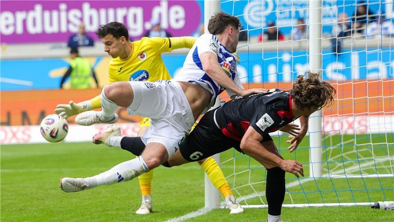 Der MSV Duisburg hat sich die Chance auf den Durchmarsch erhalten.
