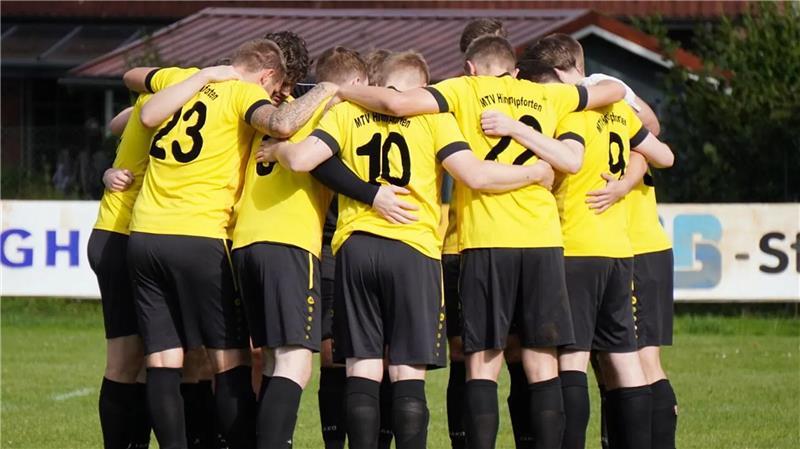 Der MTV Himmelpforten spielt zwar regelmäßig gegen den Abstieg, hält sich aber seit Jahrzehnten in der Kreisliga (Archiv).